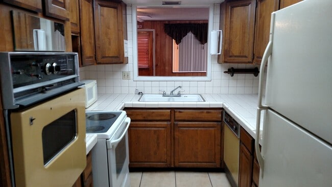 Photo - 713 W Monroe Ave