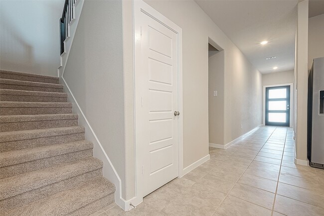 Photo - 8523 Lake Groove Ln