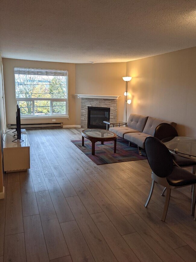 Photo - 9416 1st Ave NE