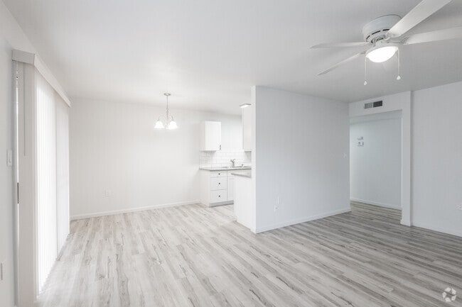 1BR, 1BA