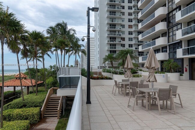 Photo - 5757 Collins Ave Unit 1003