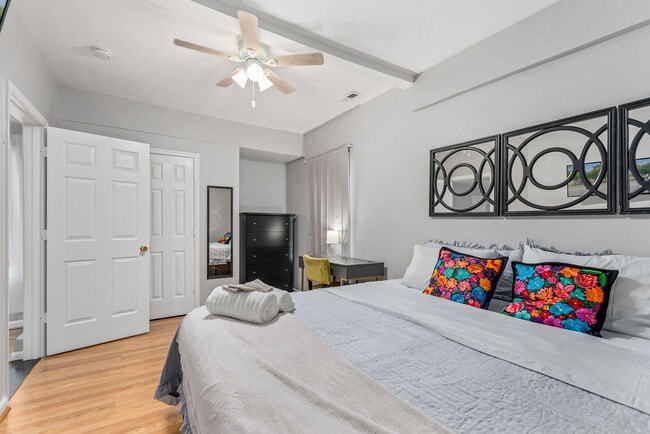 Photo - 915 Lafayette Blvd Unit A