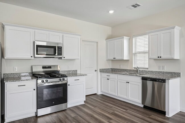 Photo - 1417 Elliott Rd