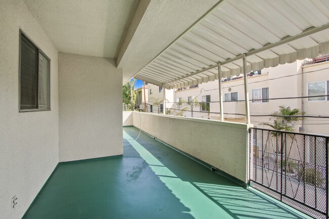 Photo - 1723 Barrington in prime West LA!