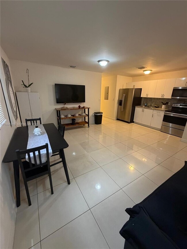 Photo - 1132 NW 38th St Unit 1132