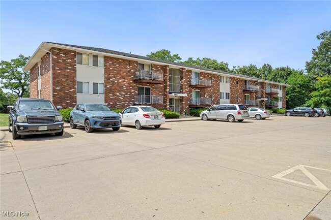 Building Photo - 4383 Inner Cir Dr Unit B21 Rental