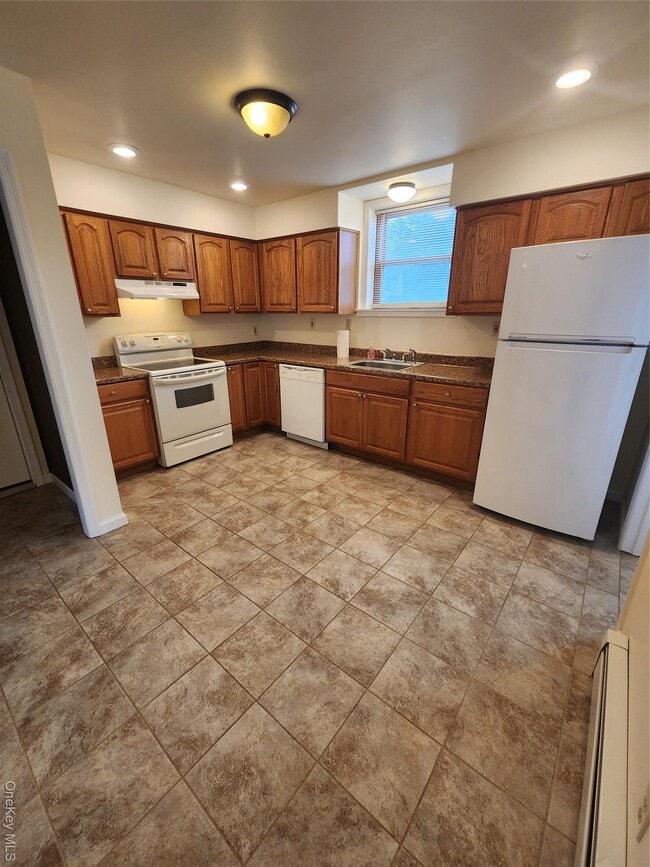 Photo - 46 Trenton Rd Unit B