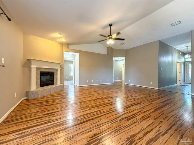 Photo - 3977 High Bridge Dr