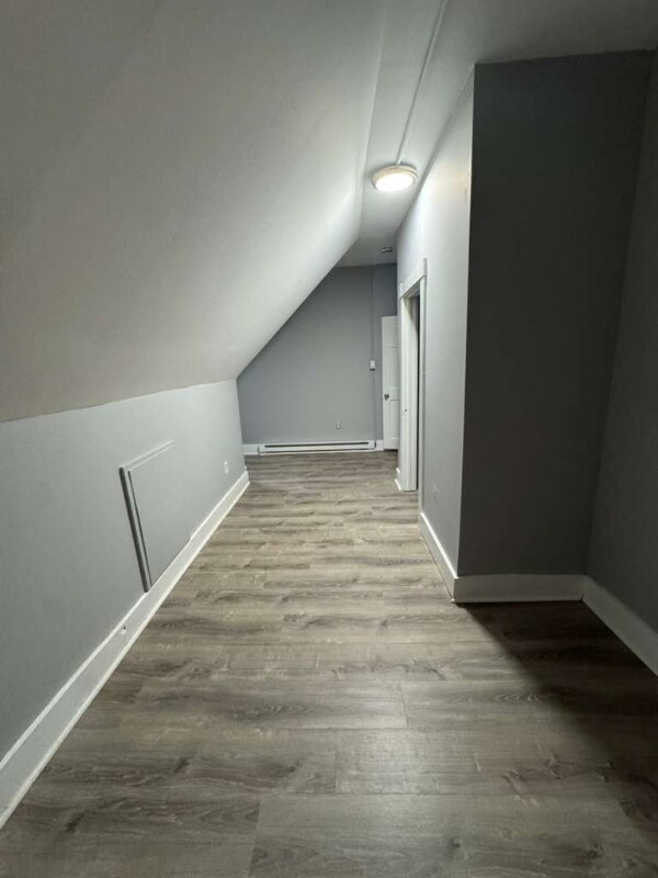 Photo - 166-168-168 W Main St Unidad 168-7