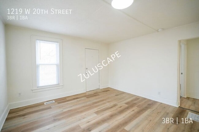 Photo - 1219 W 20th St