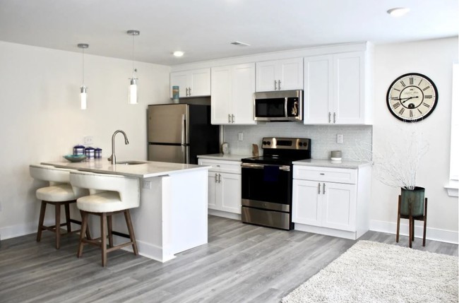 The View at Manayunk Apartments - The View at Manayunk Apartments