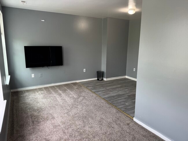 Building Photo - 509 Mosher St Rental
