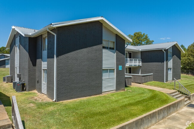 Pines Apartments
