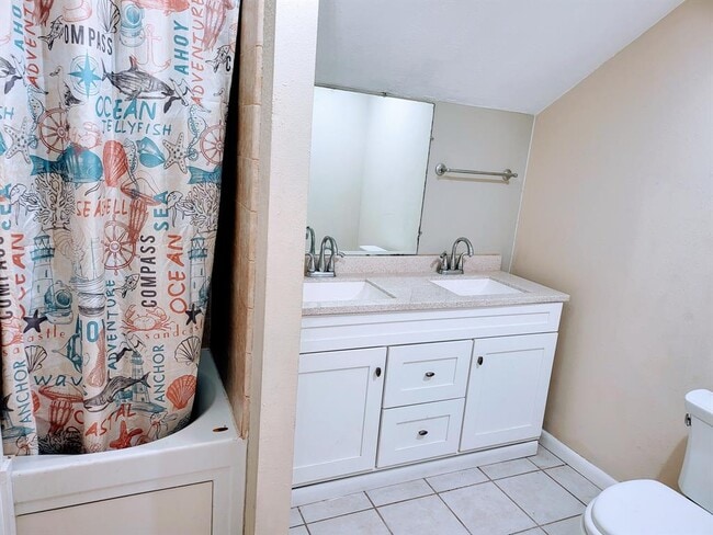 10045 Woodland Village Dr Unit B