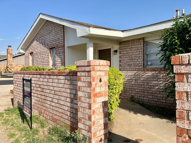 Building Photo - 2501 Haynes Ave Rental
