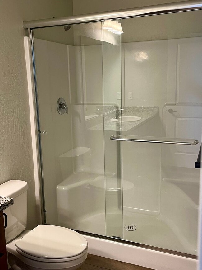 Photo - Newer Central Point 3 Bedroom / 2.5 Bath with views of the Table Rock