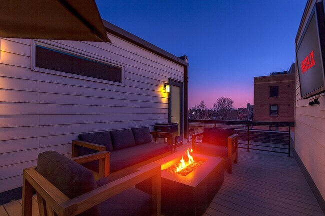 Photo - 1638 Quitman St