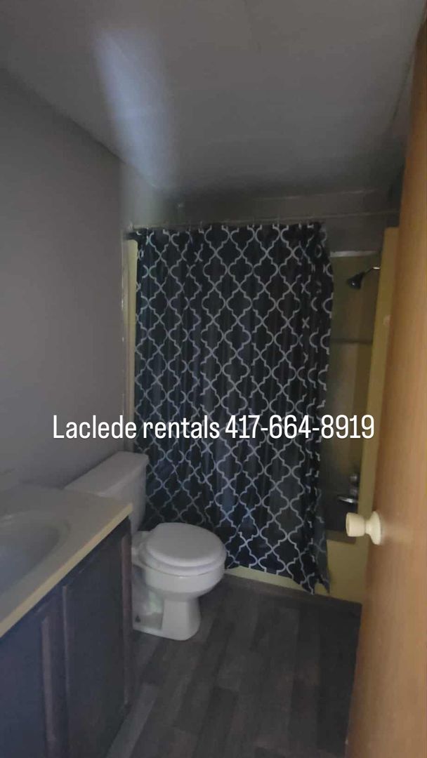 Photo - 215 N Olive St