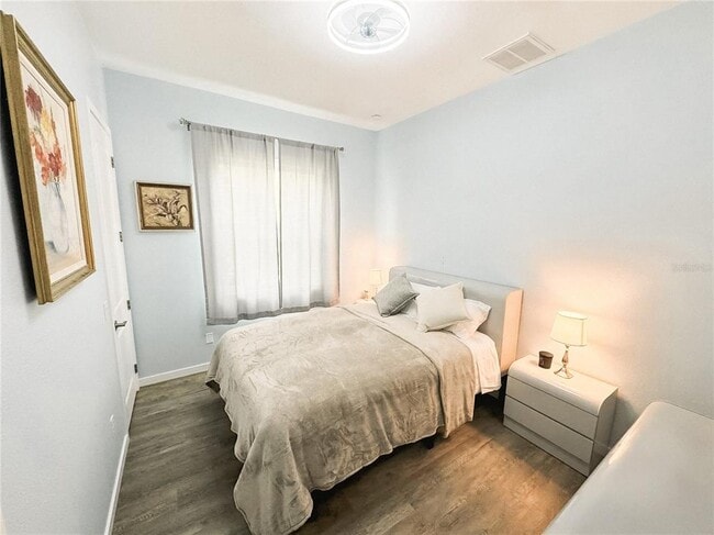 Photo - 1432 Nabatoff St