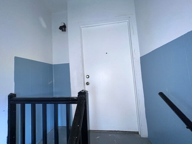 Photo - 8919 S Muskegon Ave