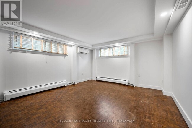 Photo - 173 Quebec Ave