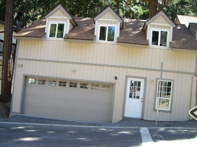 Primary Photo - Top Town Apartments