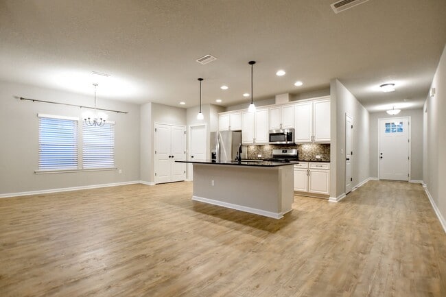 Photo - 1062 NW 134th Dr