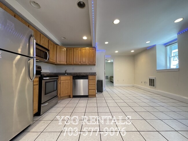 Building Photo - 8 Alleghany St Unit G