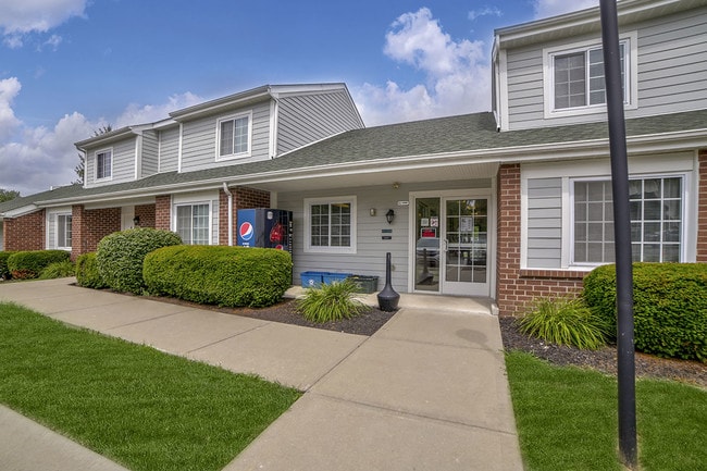 Photo - Drake Crossing