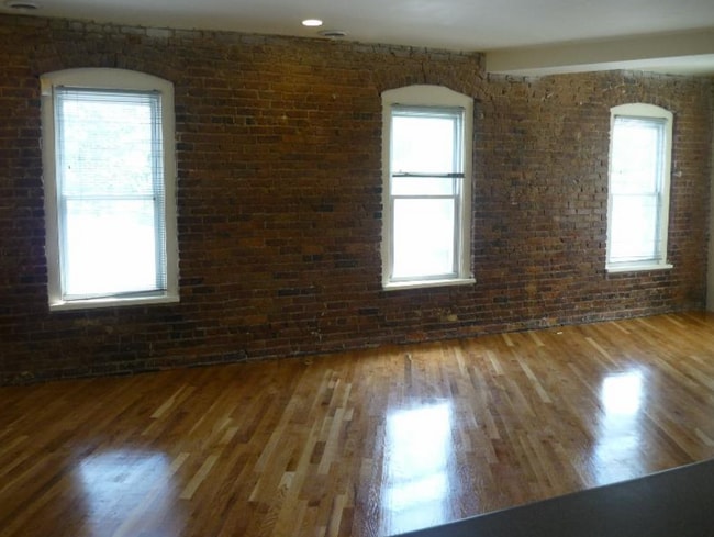Building Photo - 111 Terrace St Unit 1