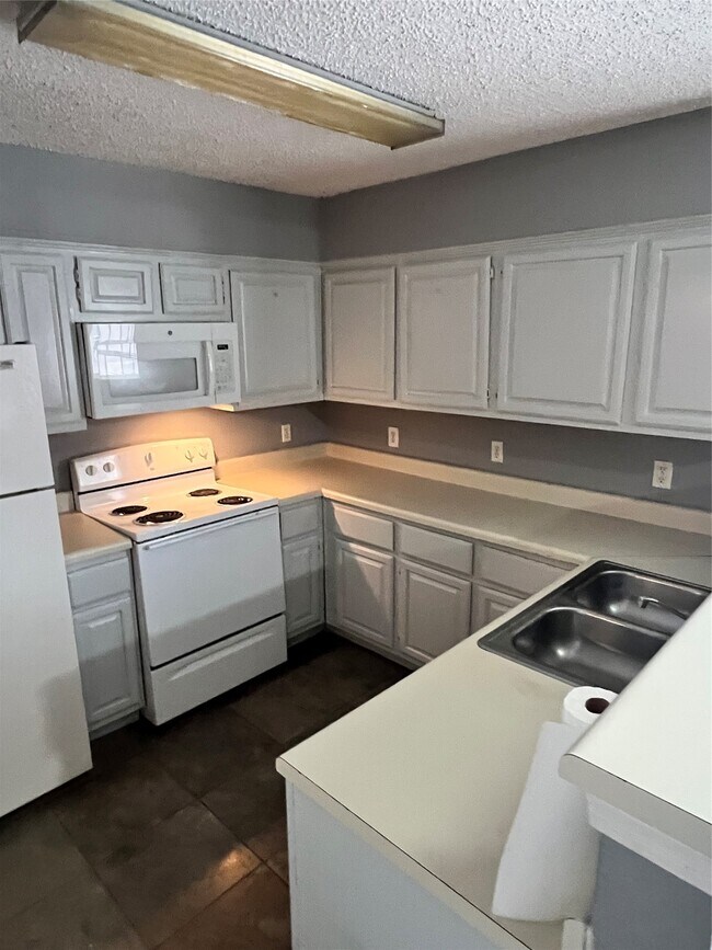 Photo - 200 Pecan Dr Unit 801