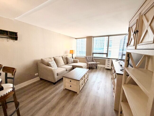 Photo - 233 E Erie St Unit 2103