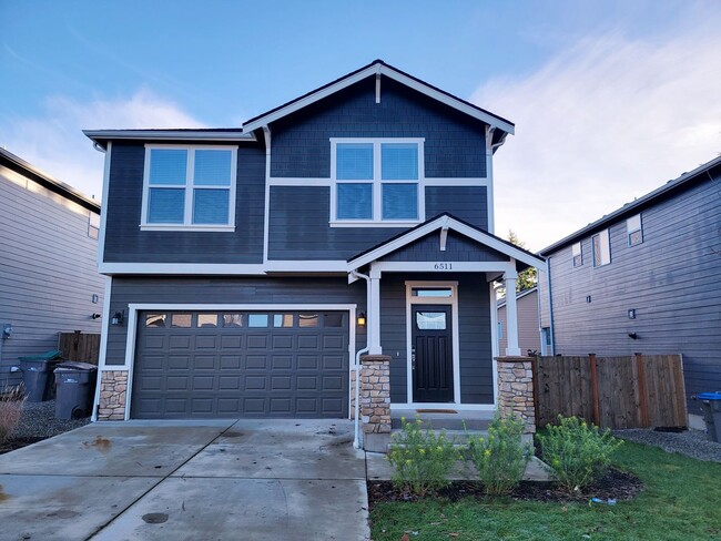 Bright and Spacious 3 bedroom, fully fence... - Bright and Spacious 3 bedroom, fully fence... Casa