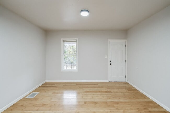Photo - 3 Bedroom 1 Bathroom House for Rent