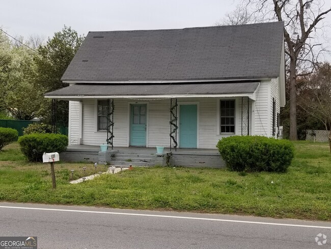 Building Photo - 637 N Cherokee Rd Rental