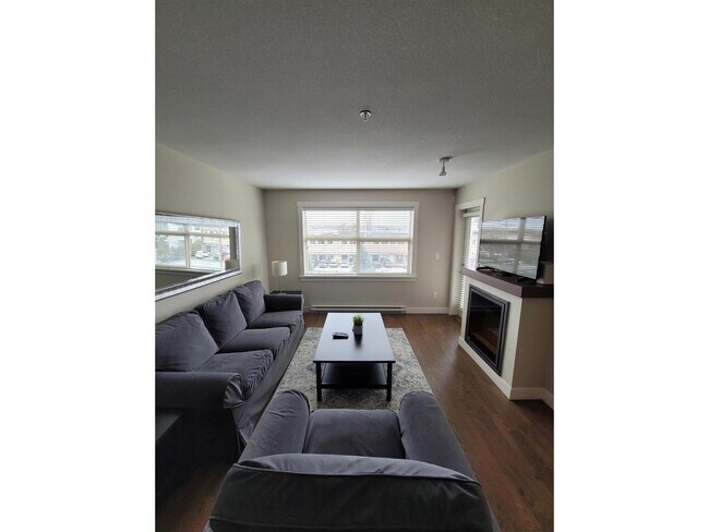 Photo - 19936-19956 56 Ave Unit 302