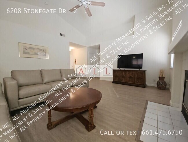 Photo - 6208 Stonegate Dr Unit 2