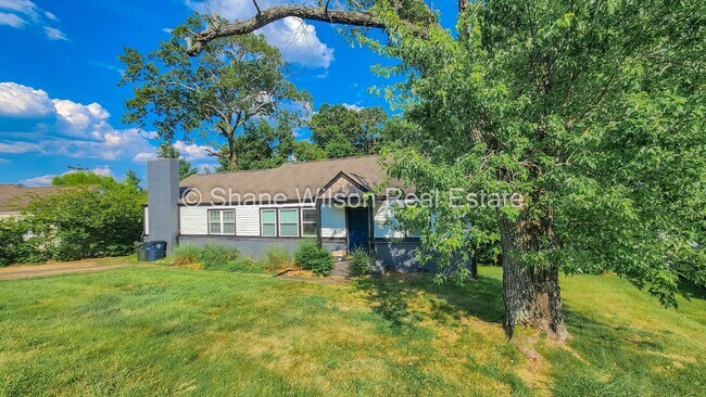 Photo - 3 BR / 1 BA East Ridge home for lease!