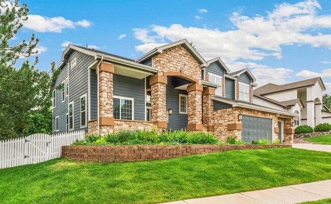 Building Photo - 20214 E Lake Cir