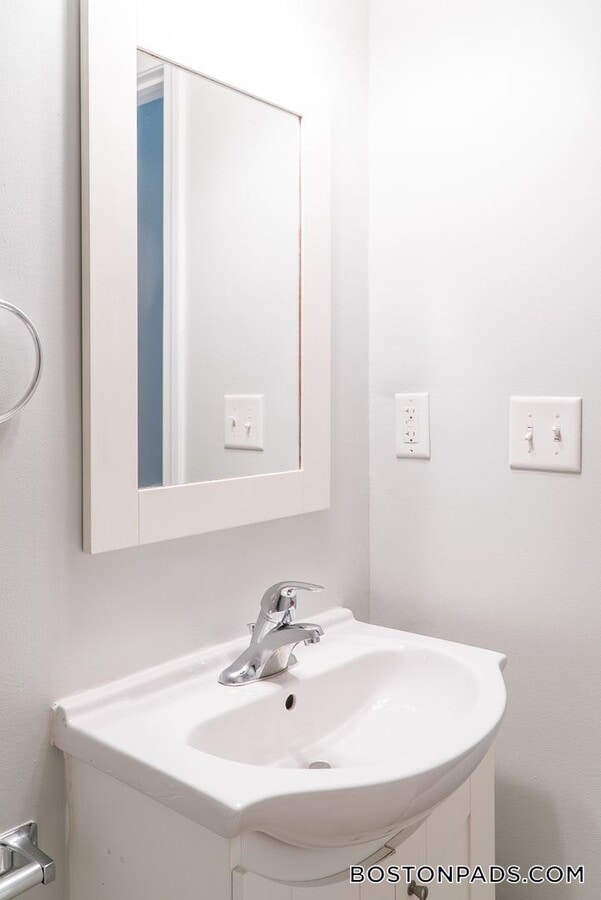 Photo - 26 Portland St Unit 225