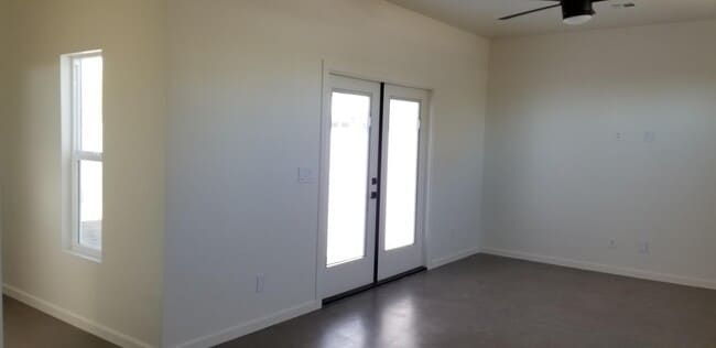 Photo - 2334 N Evergreen St