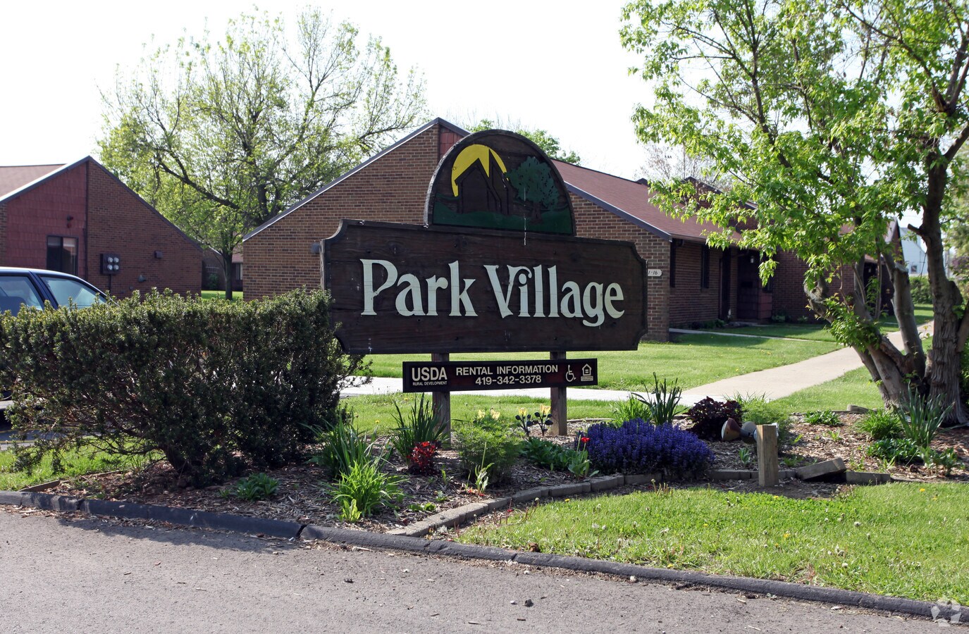 Photo - Park Village