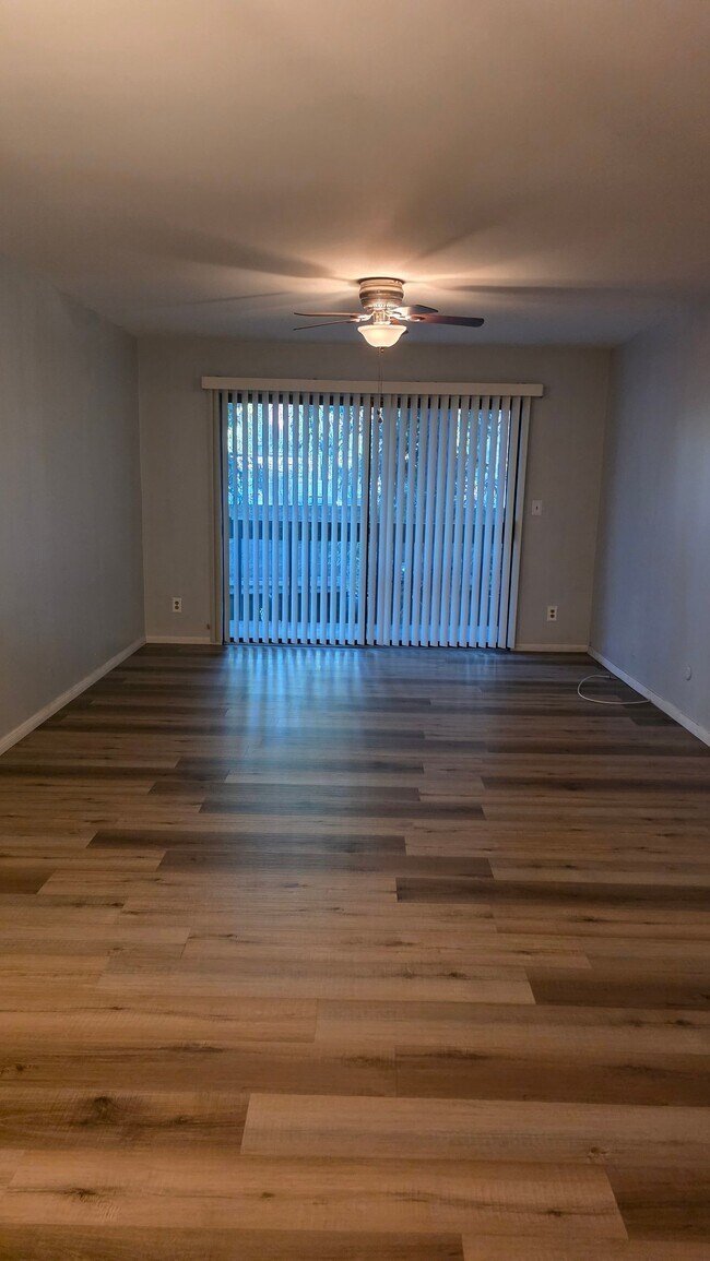 Photo - 22100 Burbank Blvd Unit 247E