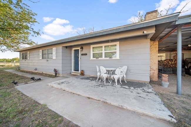 Building Photo - 120 Miller A Rd Rental