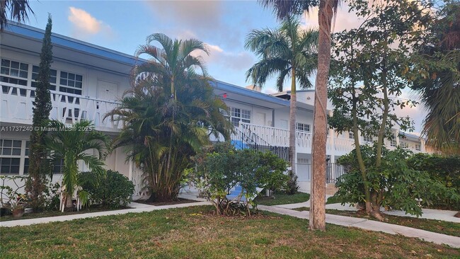 Photo - 1451 NE 170th St Unidad 209A Rental