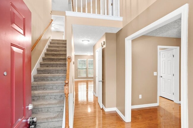 Photo - 1604 Overcreek Ct