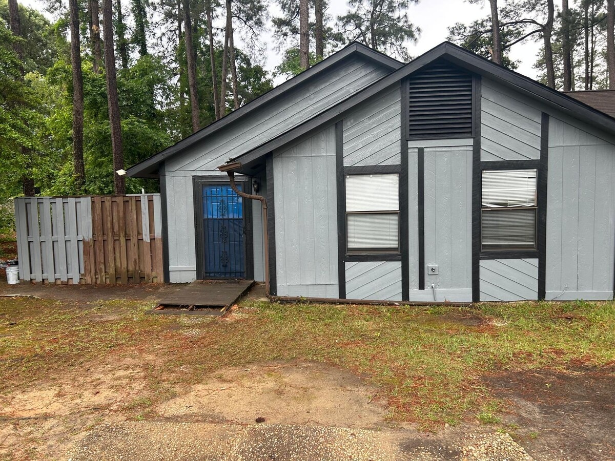 Photo - 3533 Torbay Dr Townhome