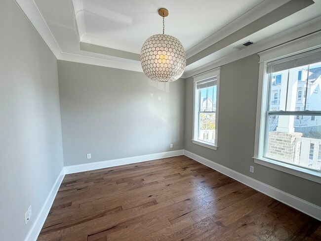 Photo - 1636 Juliana St