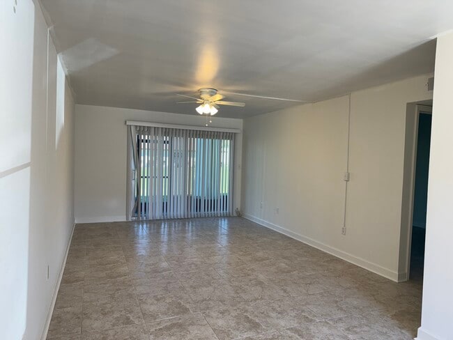 Photo - 5154 Turquoise Ln Unit 102