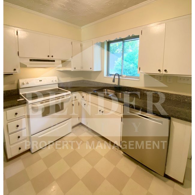 Photo - SINGLE FAMILY HOME IN THE CITY